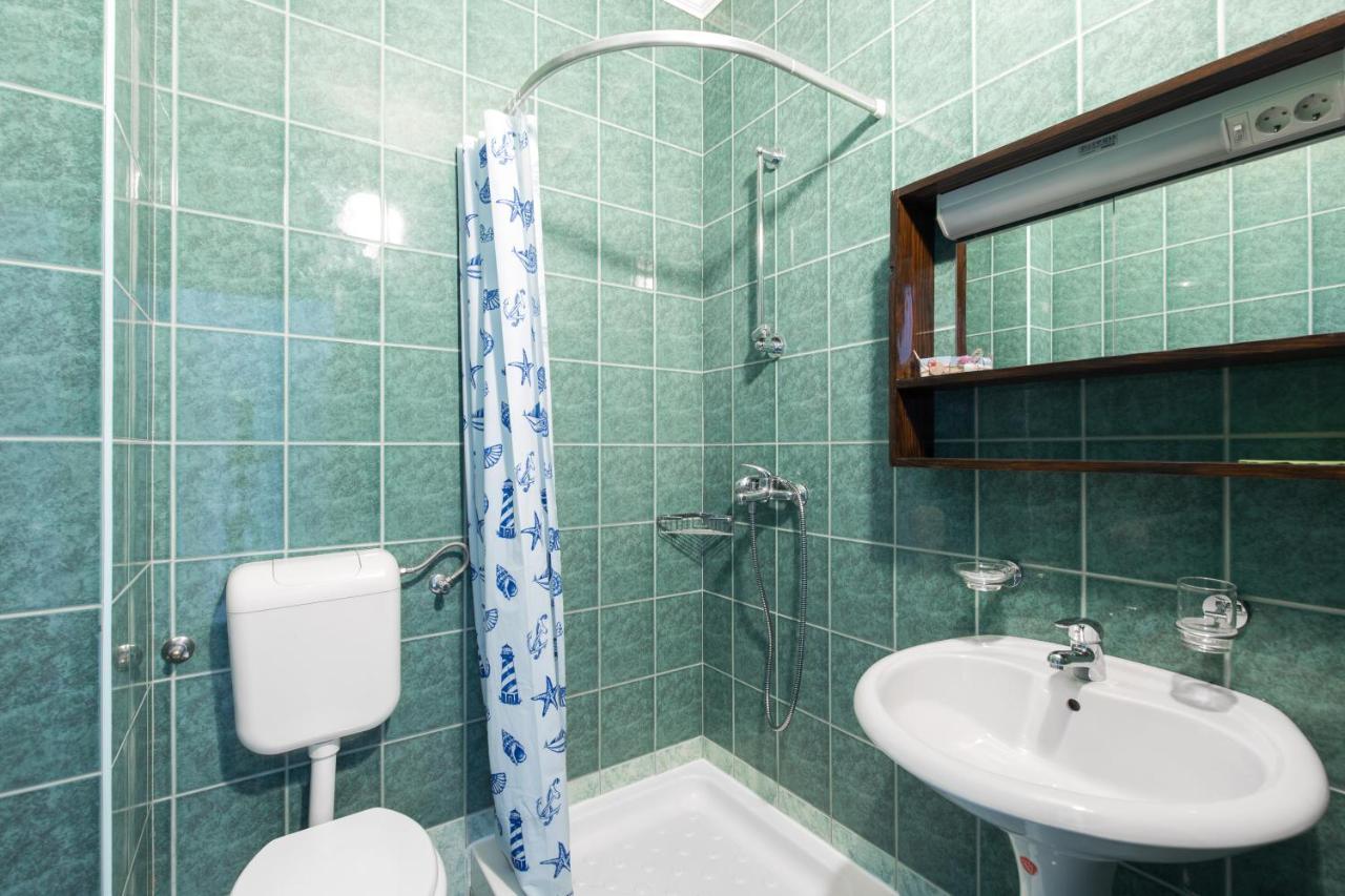 Pape Punat Apartmani I Sobe Exterior photo